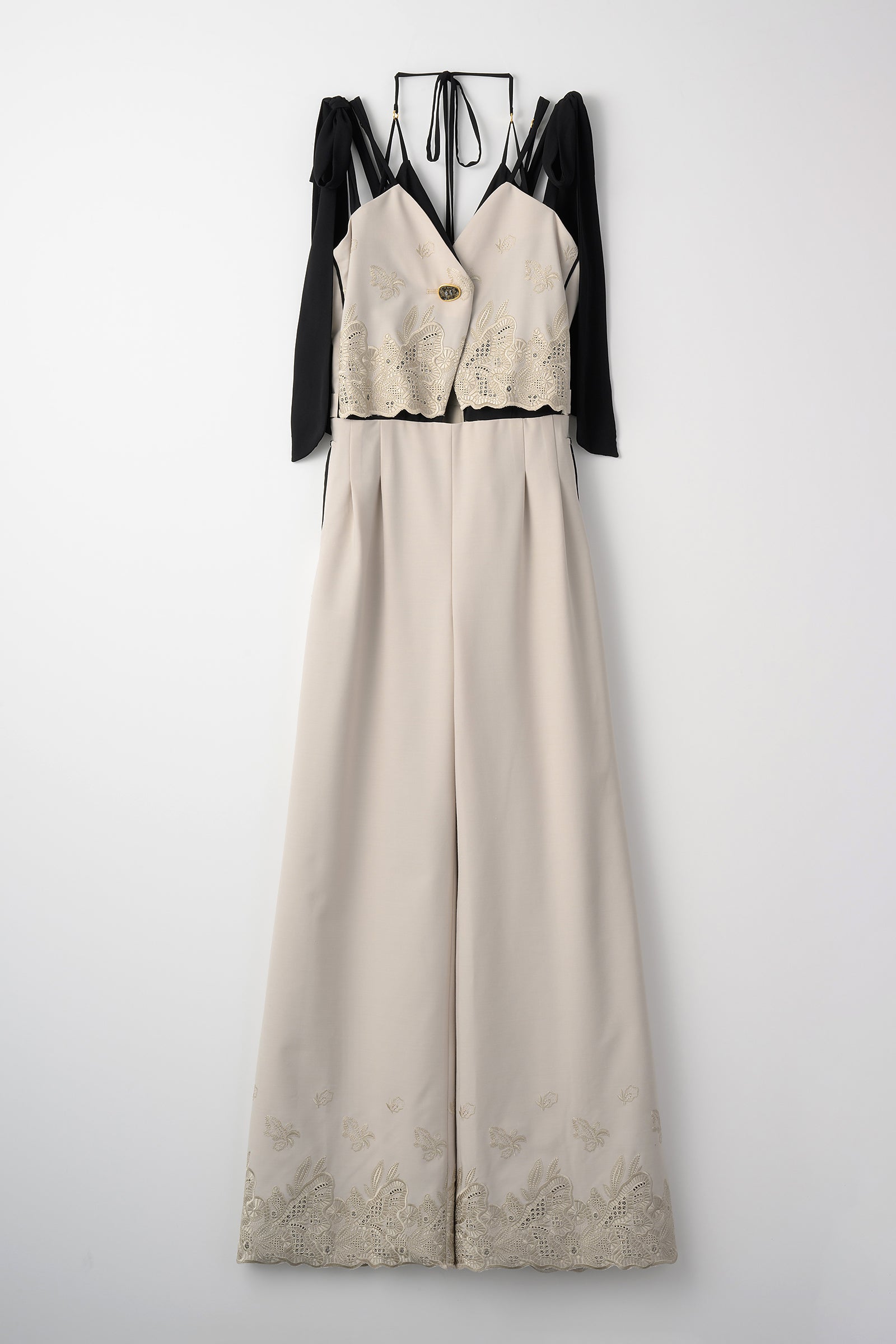 Morpho embroidery overalls (Ivory)