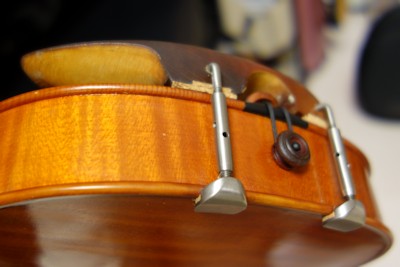 Crowsonのあご当てとチタン金具 - まさぐちるのひとりごと