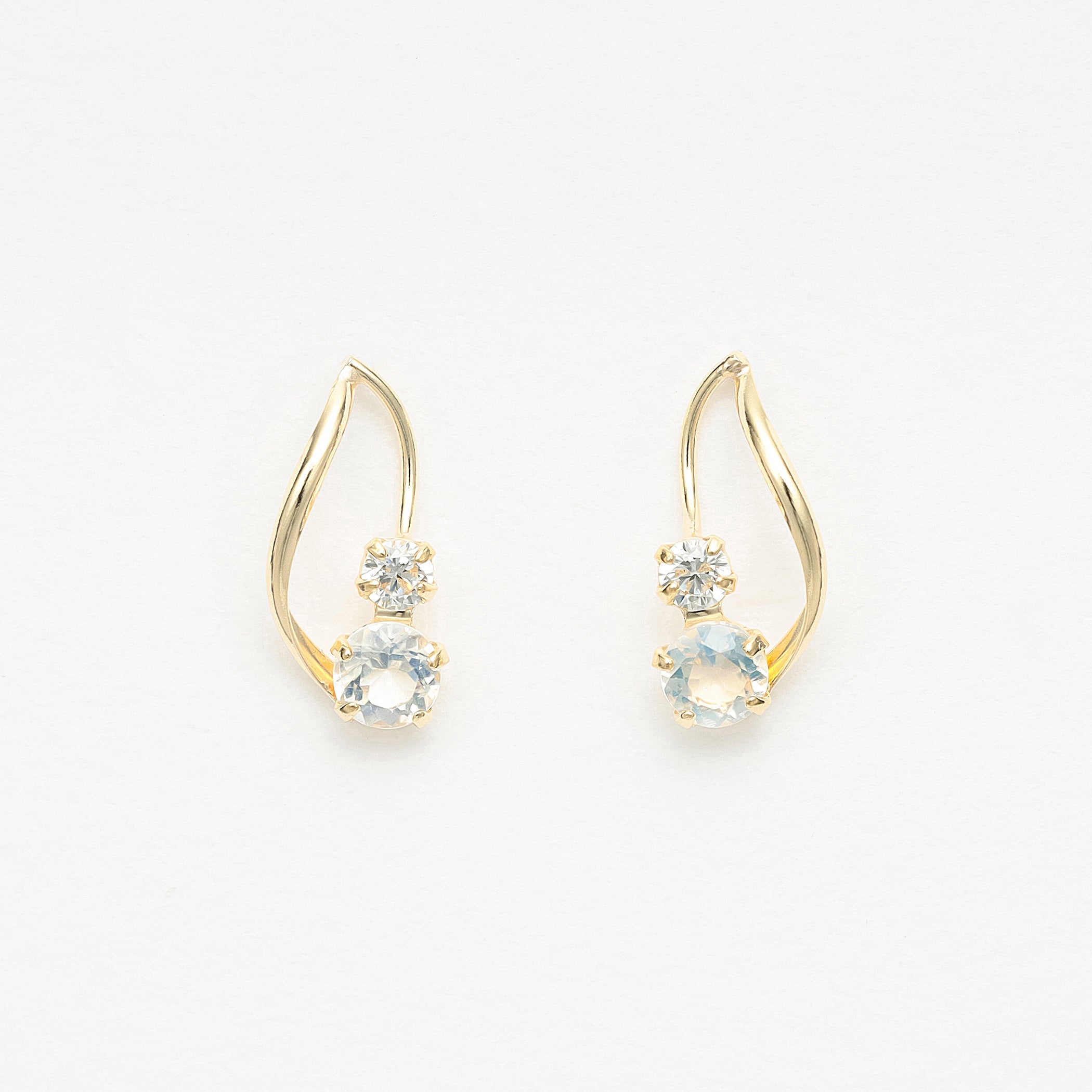 WEB限定】K10 イエローゴールド ラブラドライト ピアス – Milluflora