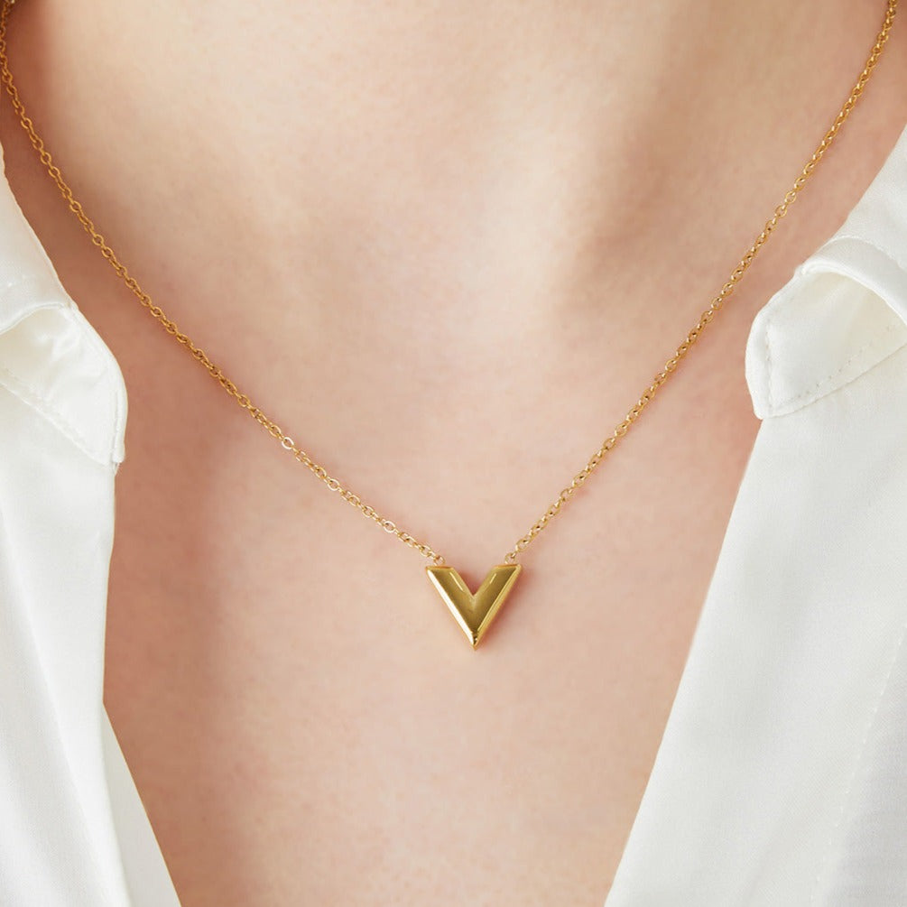 316L Vデザインネックレス