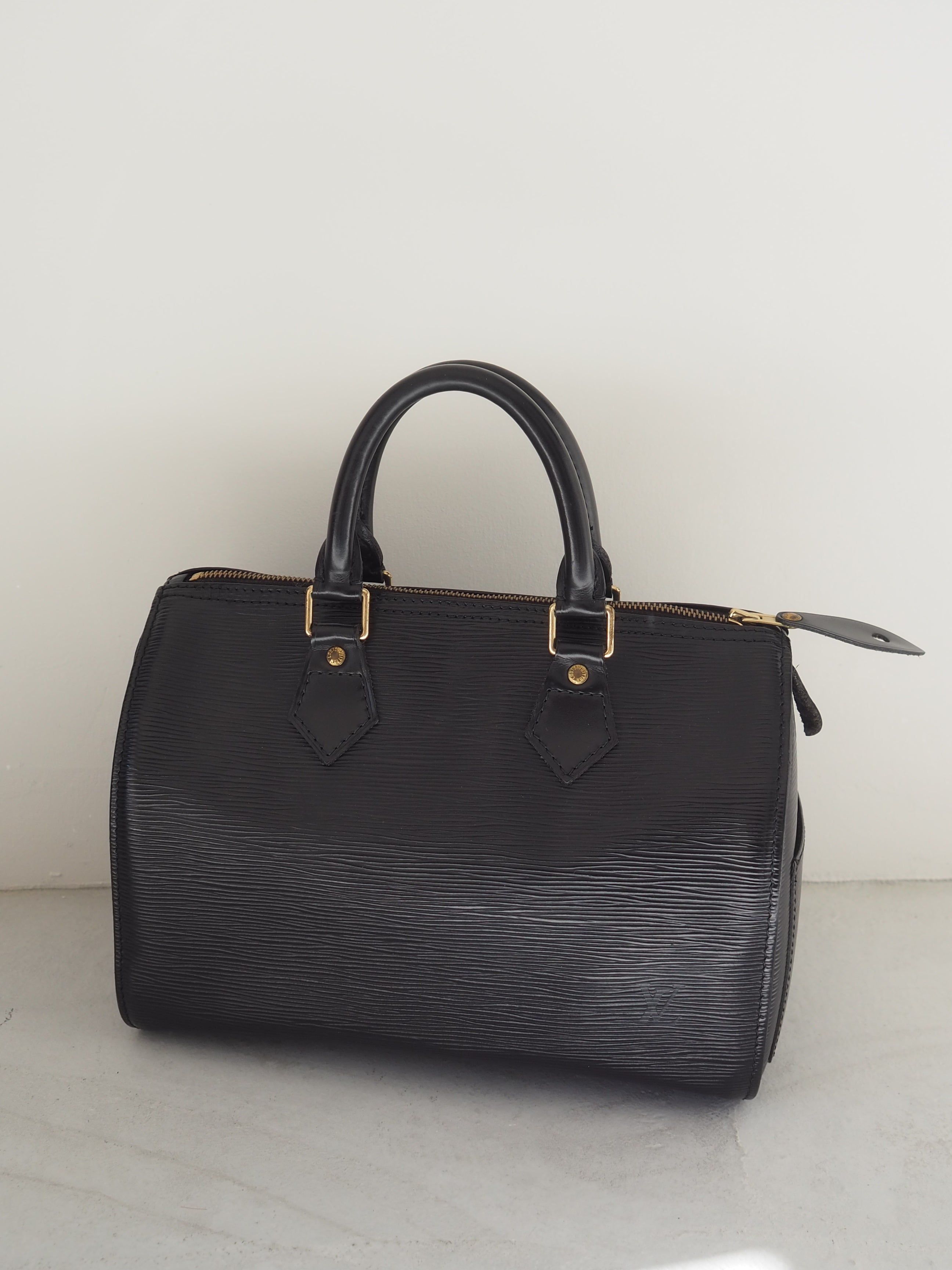 P1100016.jpg?v=1737341855&