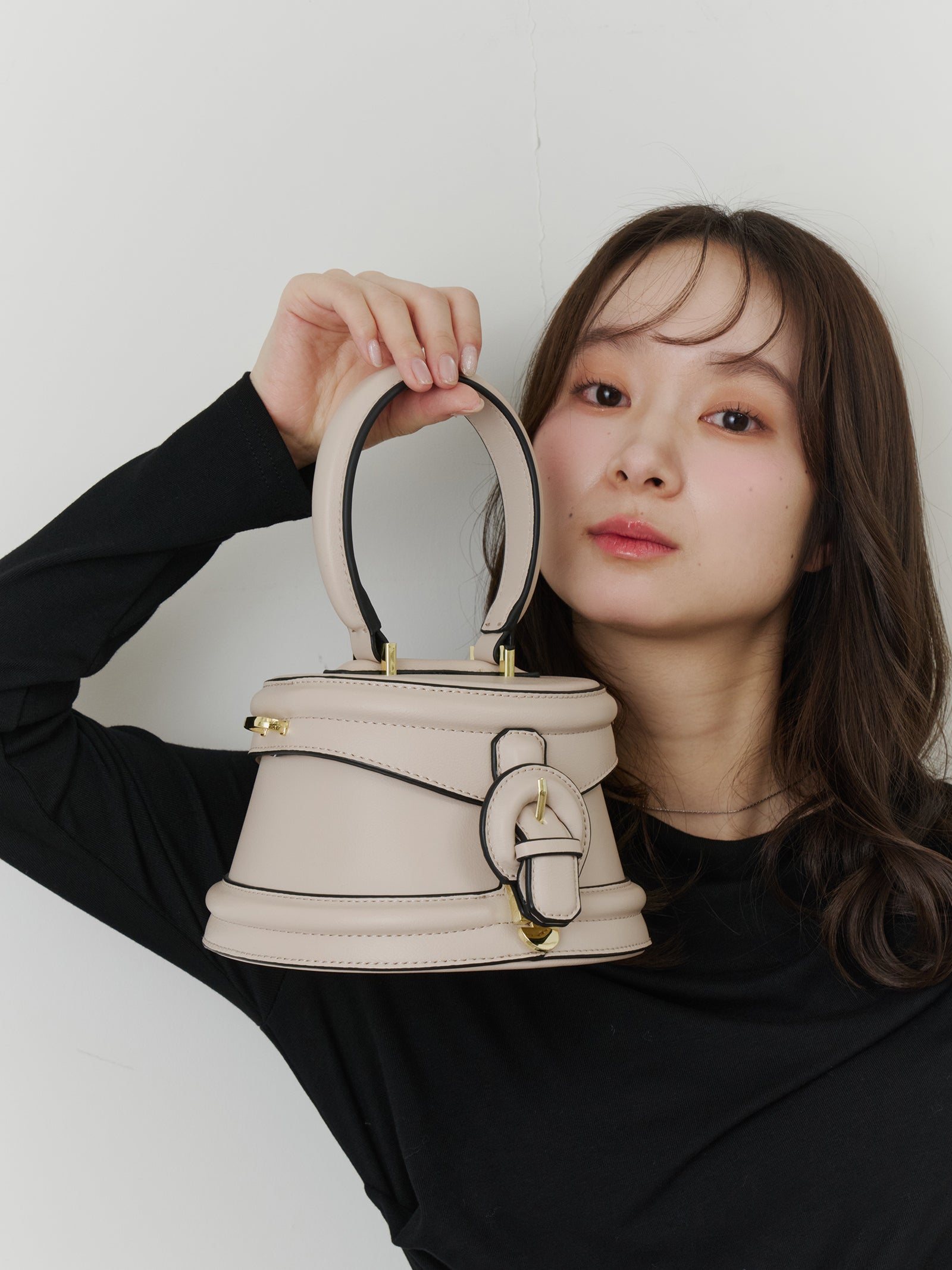 ラウンドレトロボックスバッグ