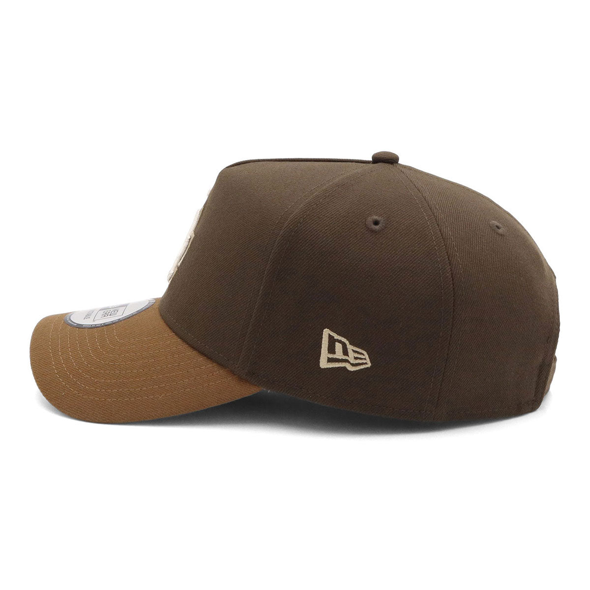 ニューエラ キャップ 9FORTY A-FRAME / CLOTH STRAP ICED LATTE LA