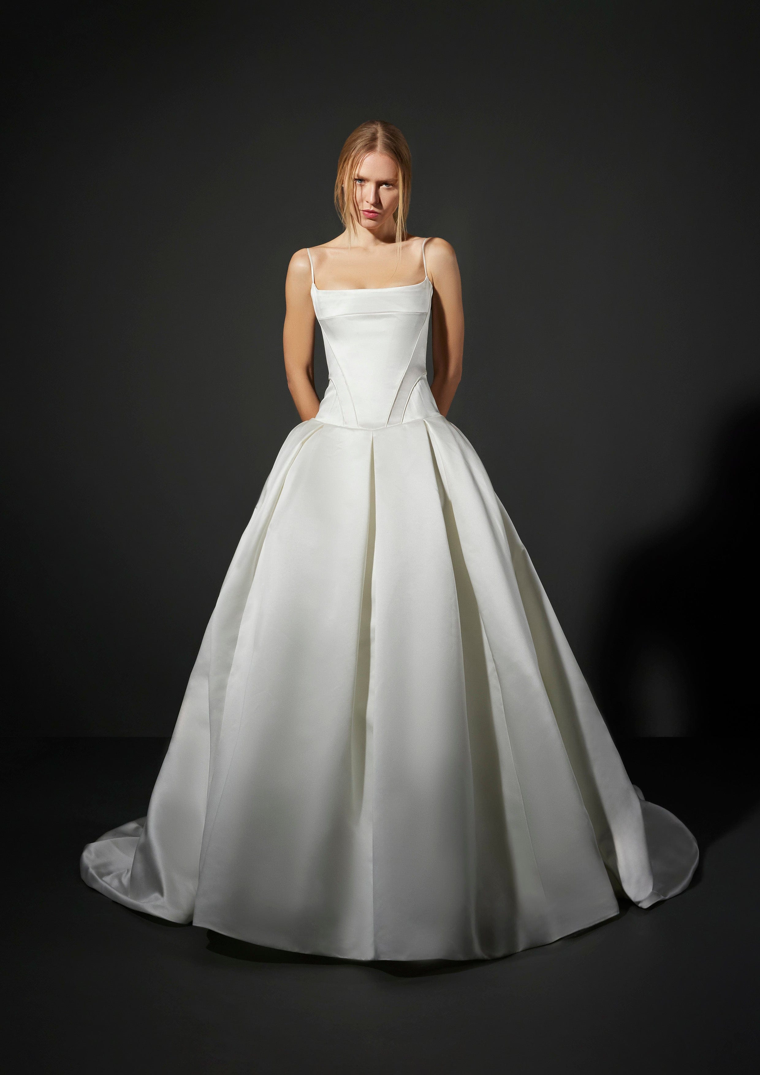 Vera Wang: Axelle