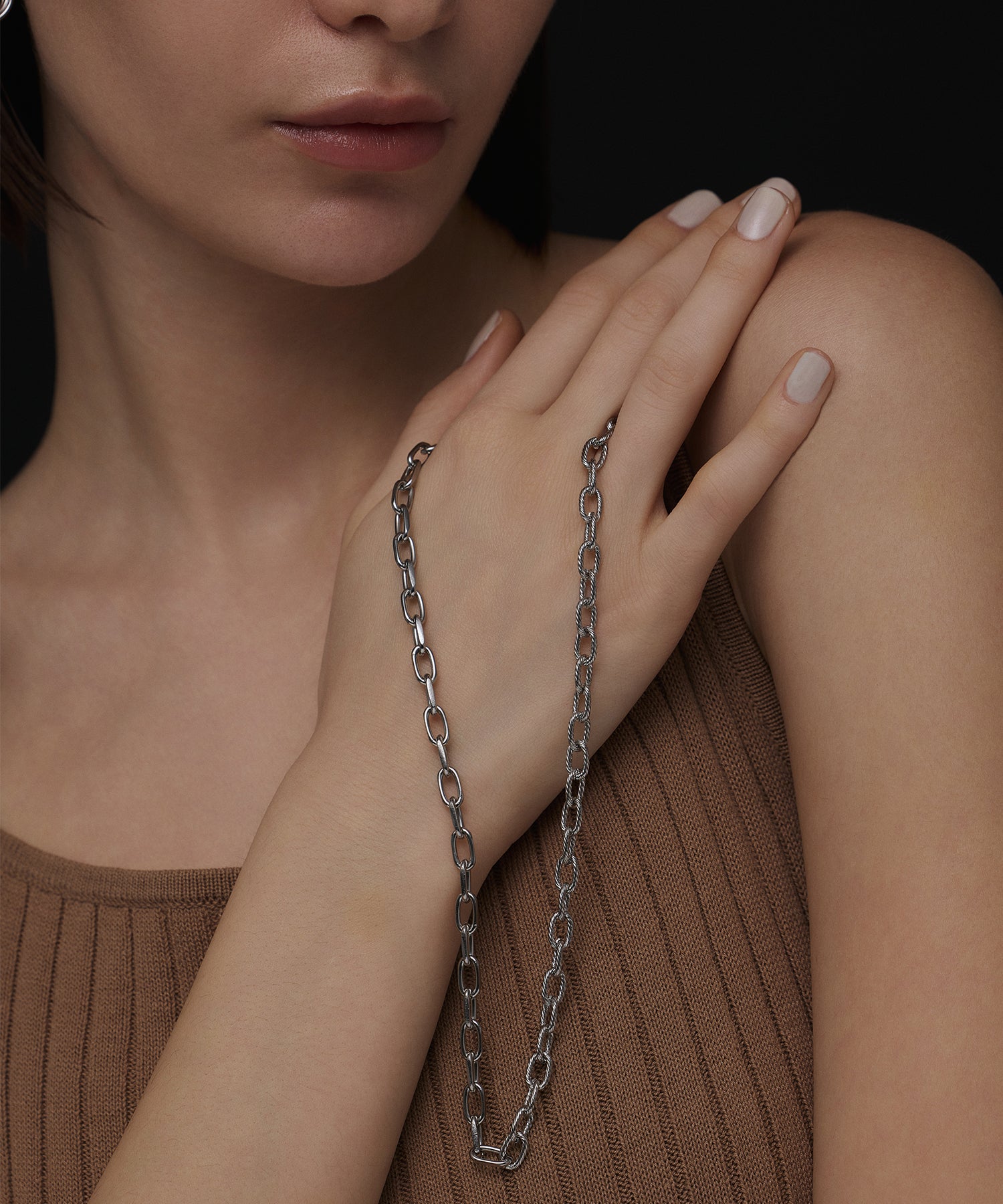 シルバー]ハーフトルクチェーンネックレス