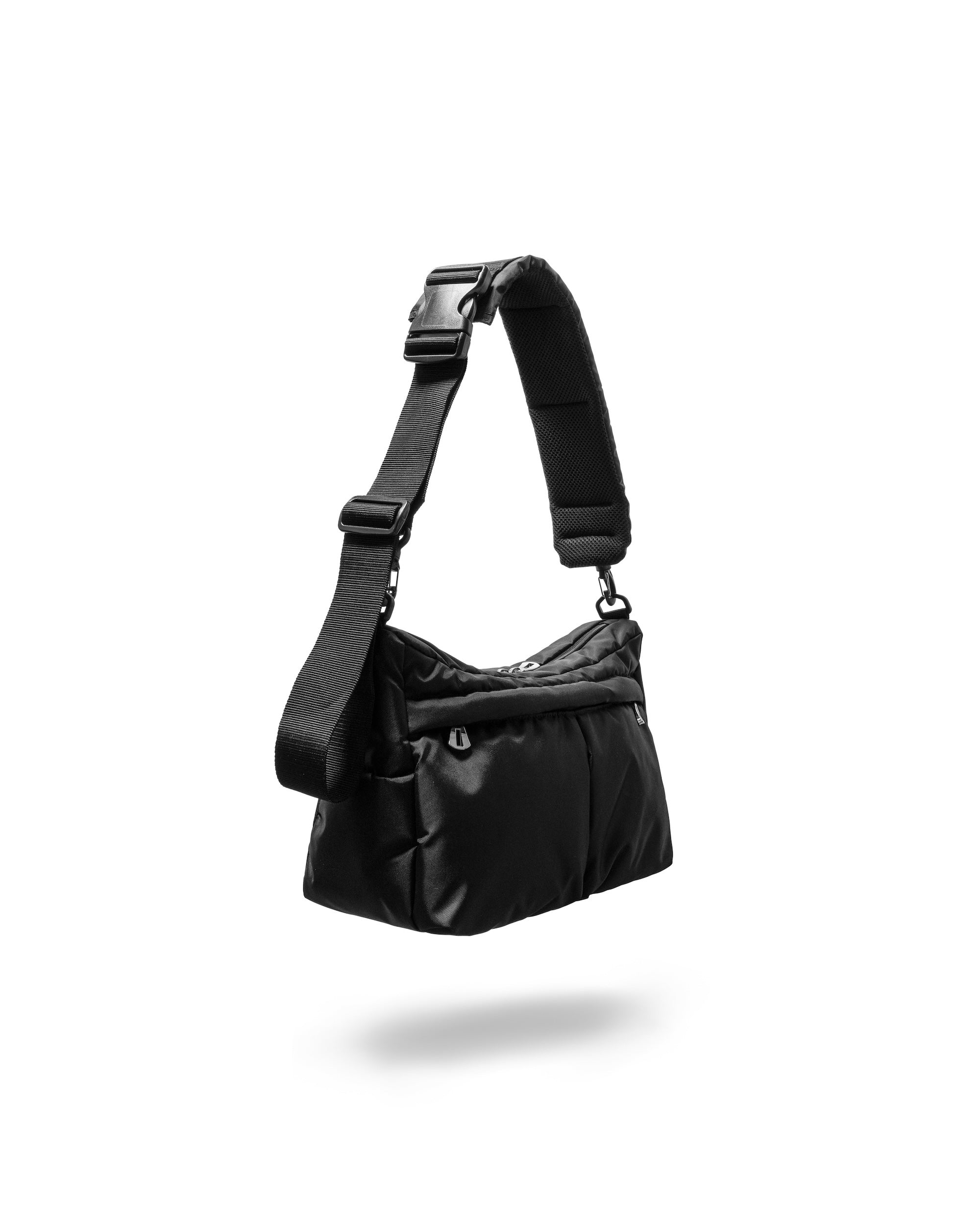 MULTI POCKET HOLIDAY BAG