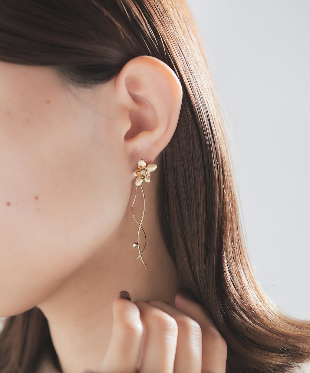 抗菌樹脂ピアス – dee doo dah