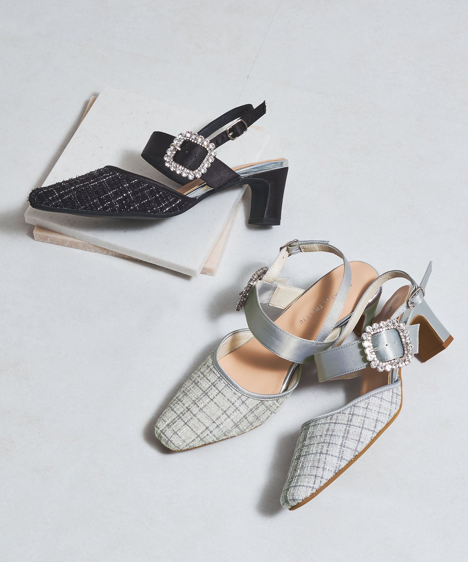 ビジューストラップツイードパンプス/51115 – ORIENTALTRAFFIC