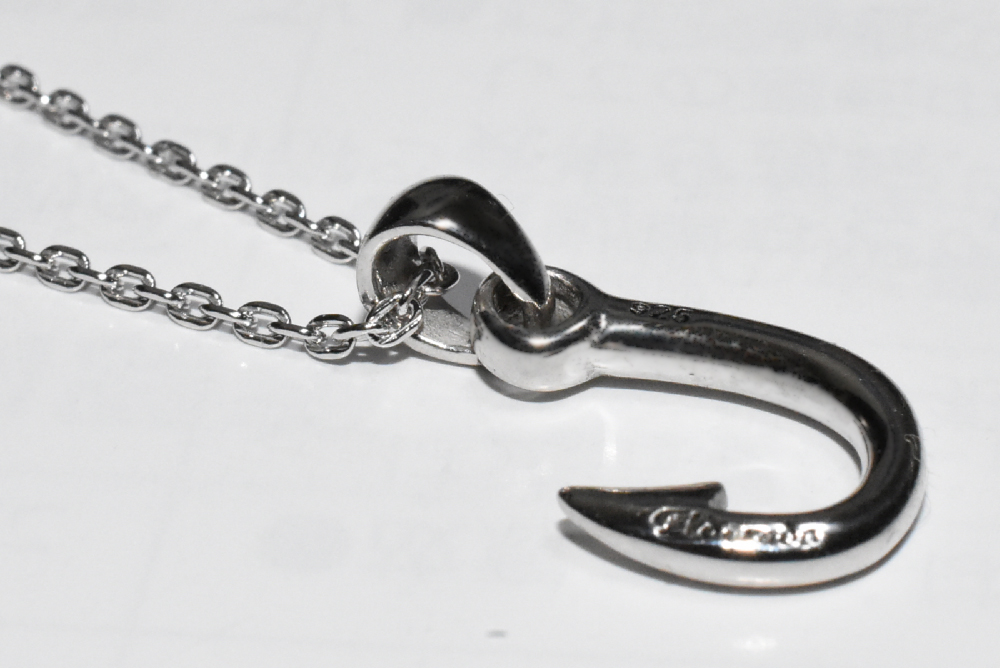 Eldorado 釣り針 シルバーネックレス for Women | 釣り針ネックレス