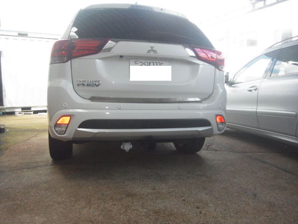 三菱アウトランダーPHEV後期型 ヒッチメンバー SUNROCKY 福伸工業