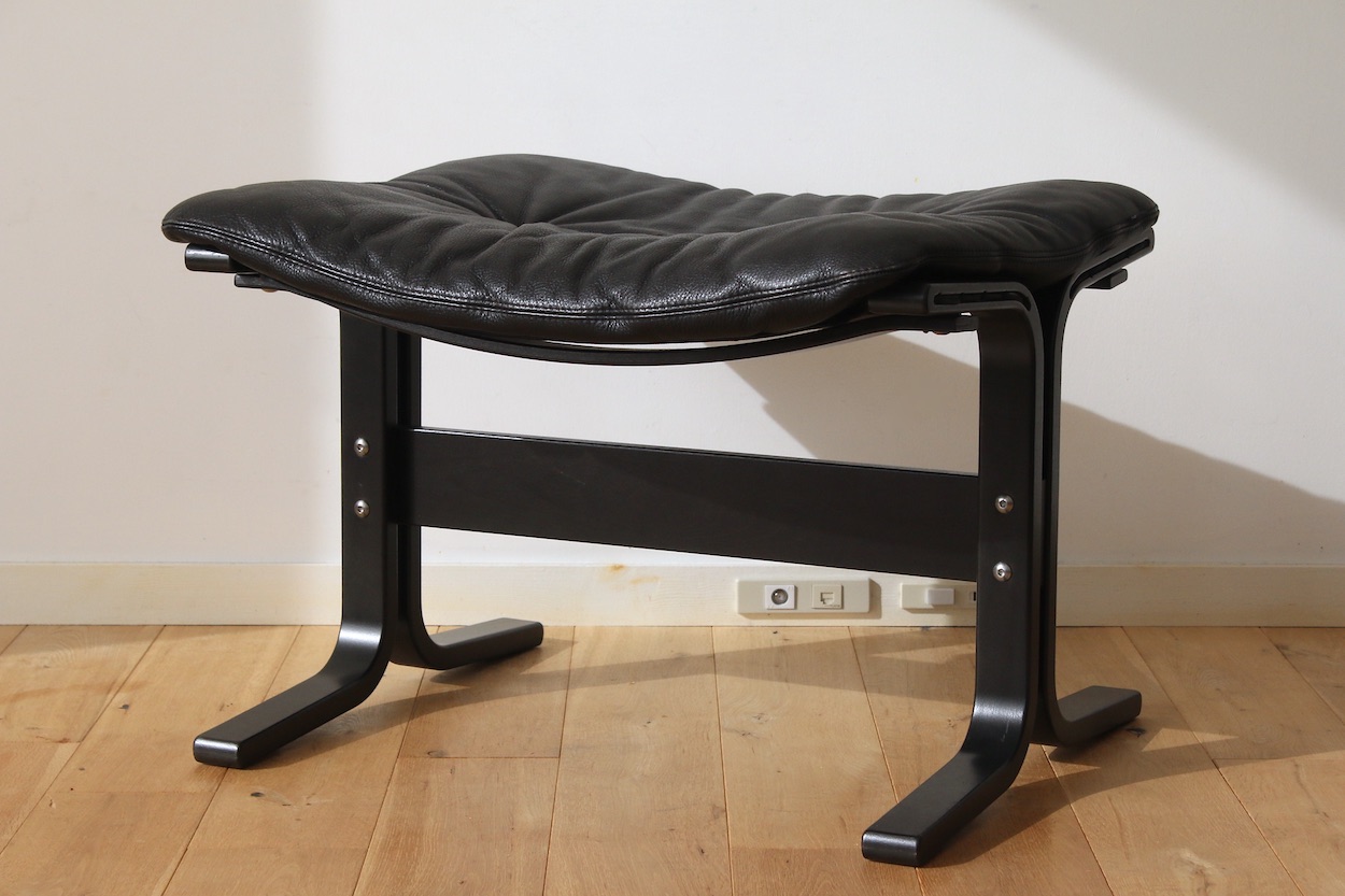 Siesta Lounge chair & Ottomanイングマール・レリング シエスタ