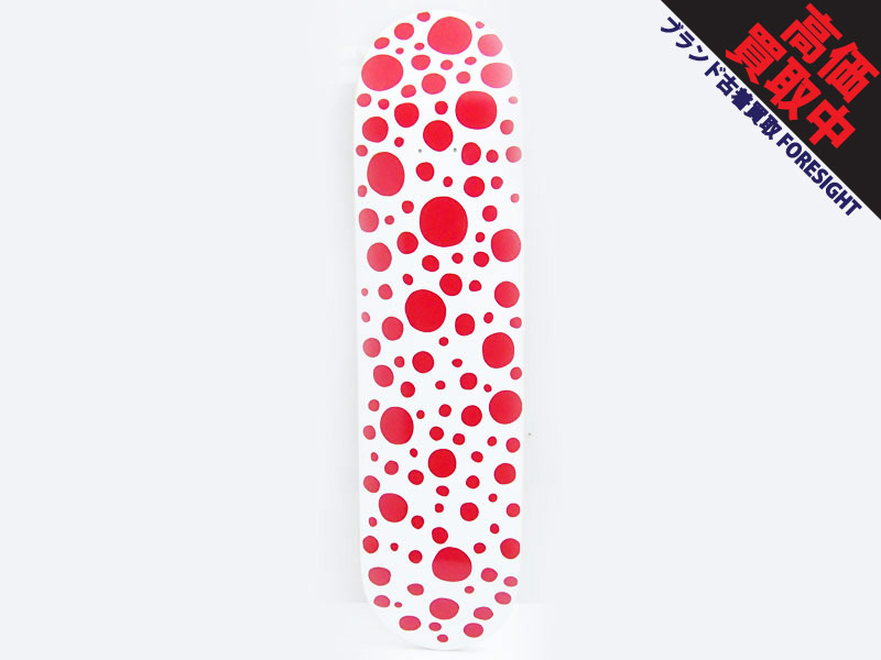 MoMA x 草間彌生 'DOTS Skateboard'コラボレーション スケートボード