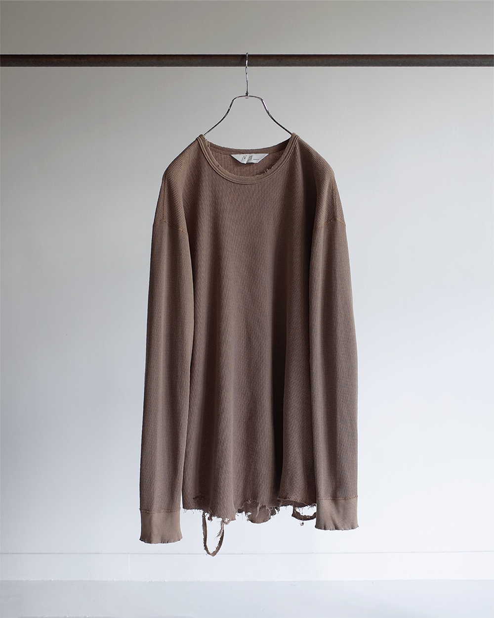 DAMAGE WAFFLE CREW LS T-SHIRT(BEIGE) – ANCELLM