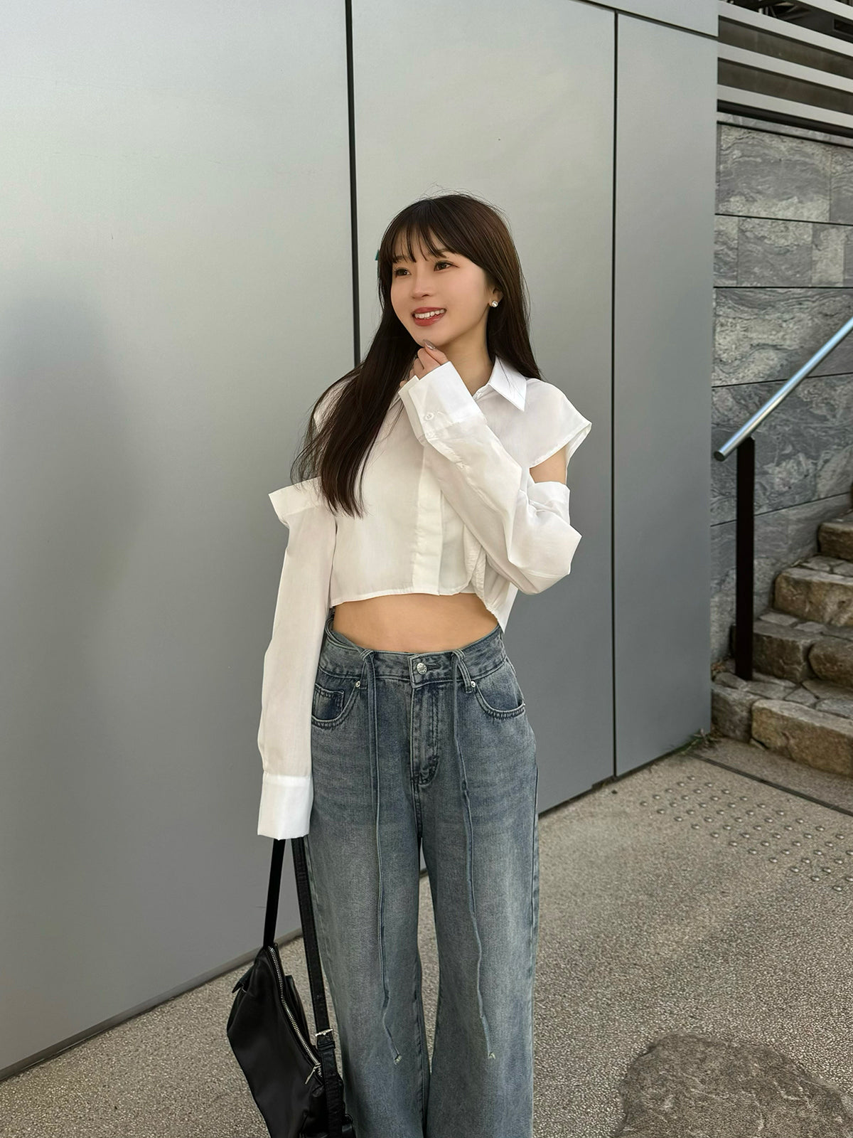 カットアウトクロップドシャツ – ANDOR ONLINE