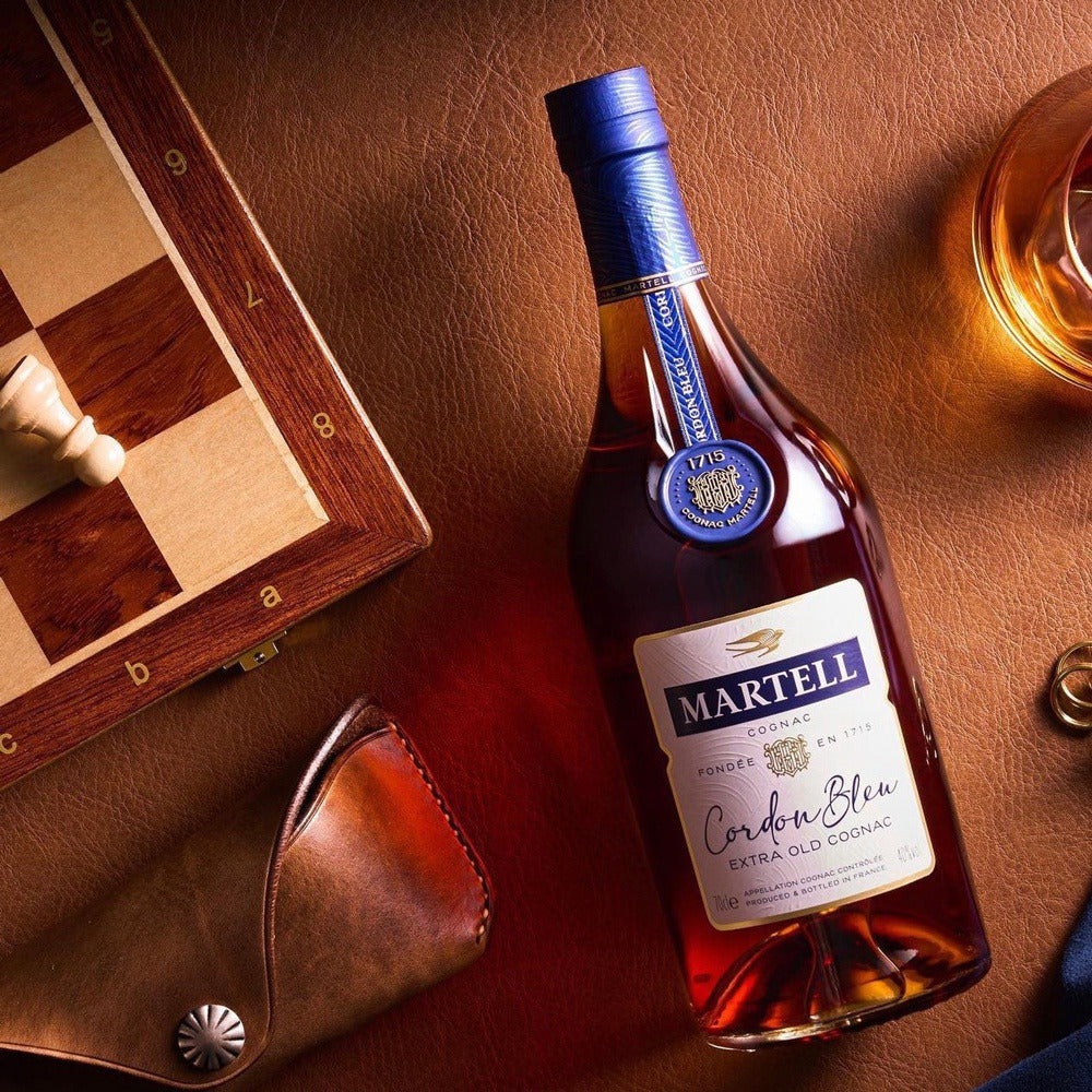 ギフトカード】1715年創業コニャック マーテル コルドンブルー 箱入