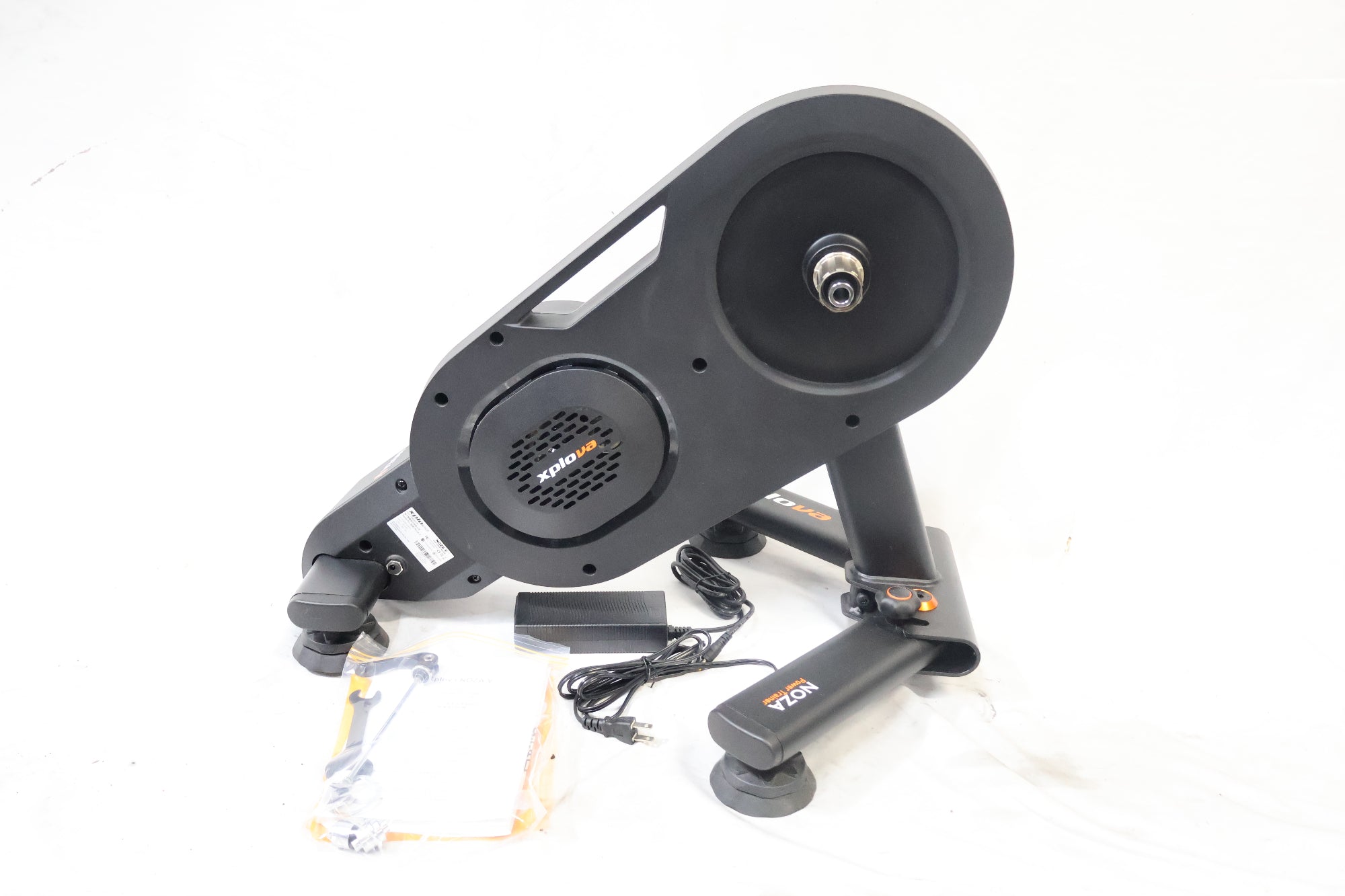 XPLOVA 「エクスプローバ」 NOZA V スマートトレーナー / 高知店