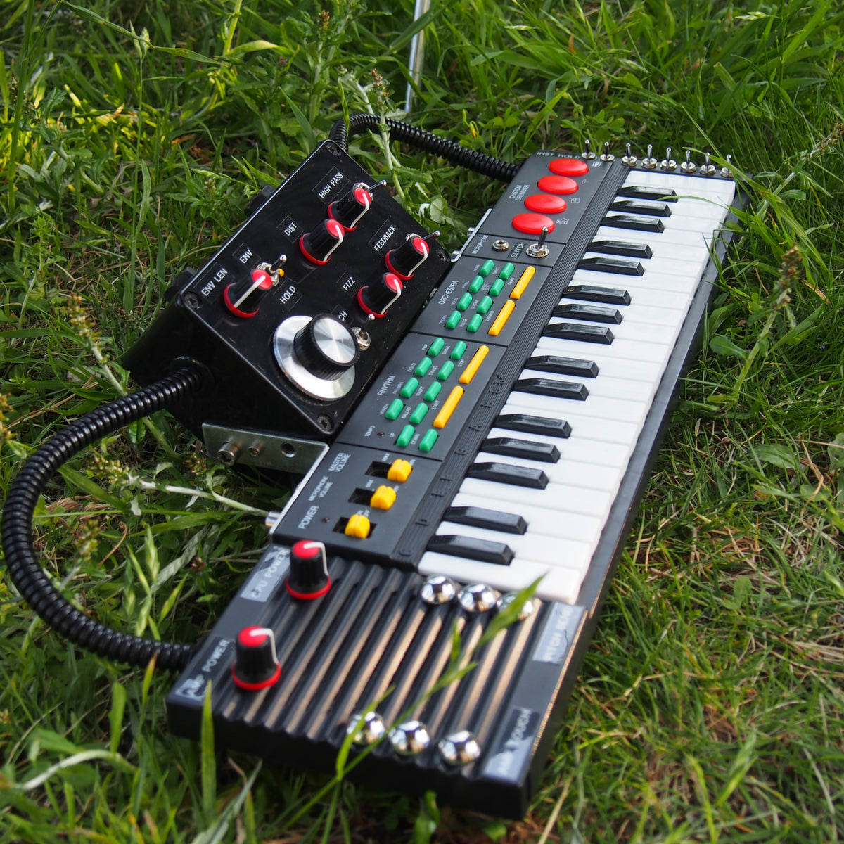 Bogus Noise サーキットベンディング CIRCUIT BENT Groovy Tunes