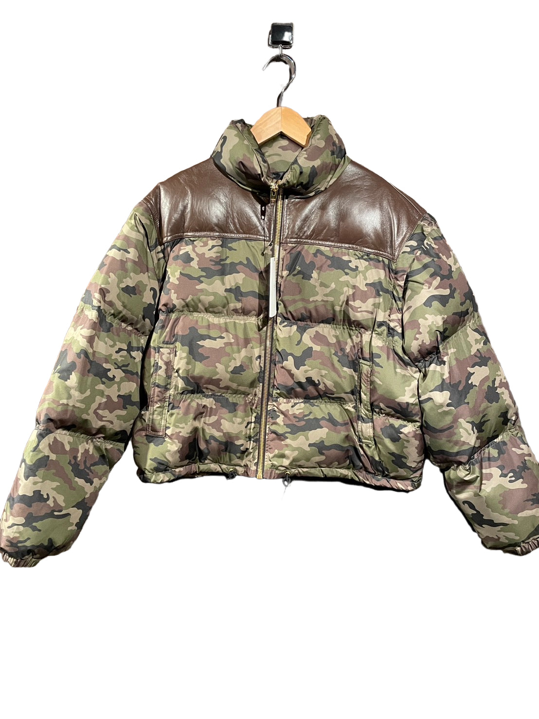 セリーヌ 迷彩 ダウンジャケット