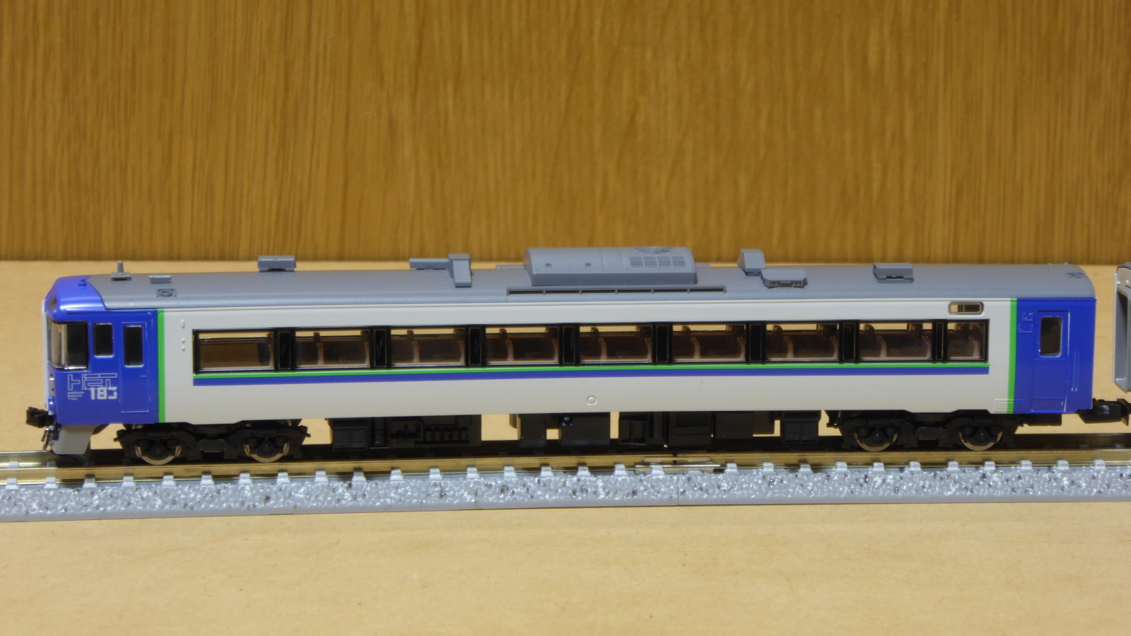 TOMIX キハ183形500番台（北斗・HET色） 入線 | 気軽にNゲージ＠鉄道