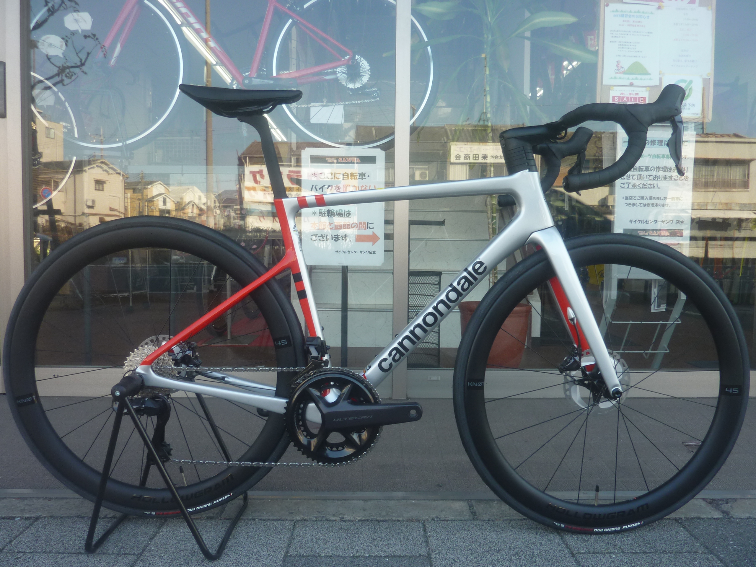 現行モデル スーパーシックスEVO DISC アルテグラDi2 登場！変速がセミ