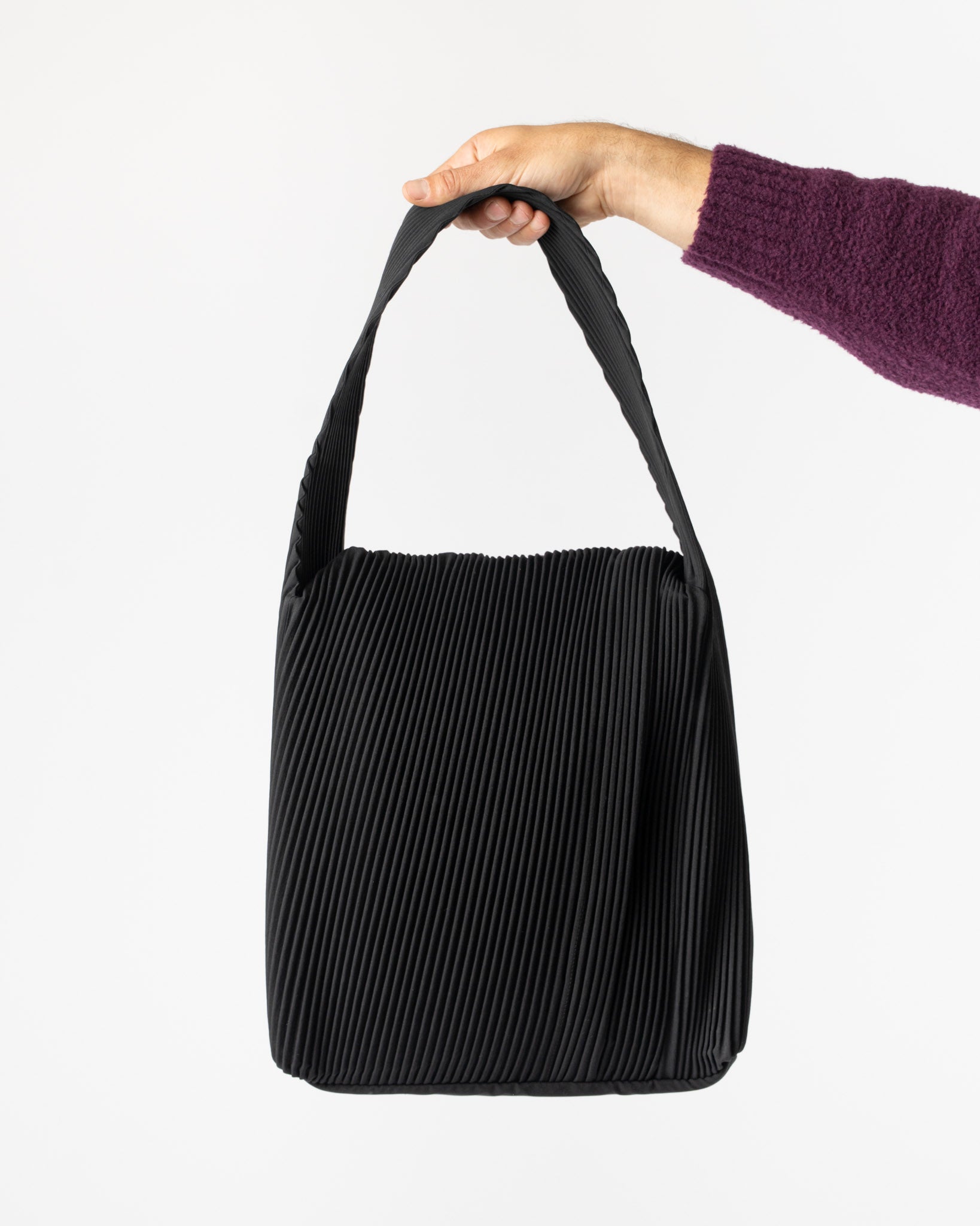 オムプリッセイッセイミヤケ ROUNDED SQUARE BAG Homme Plissé Issey