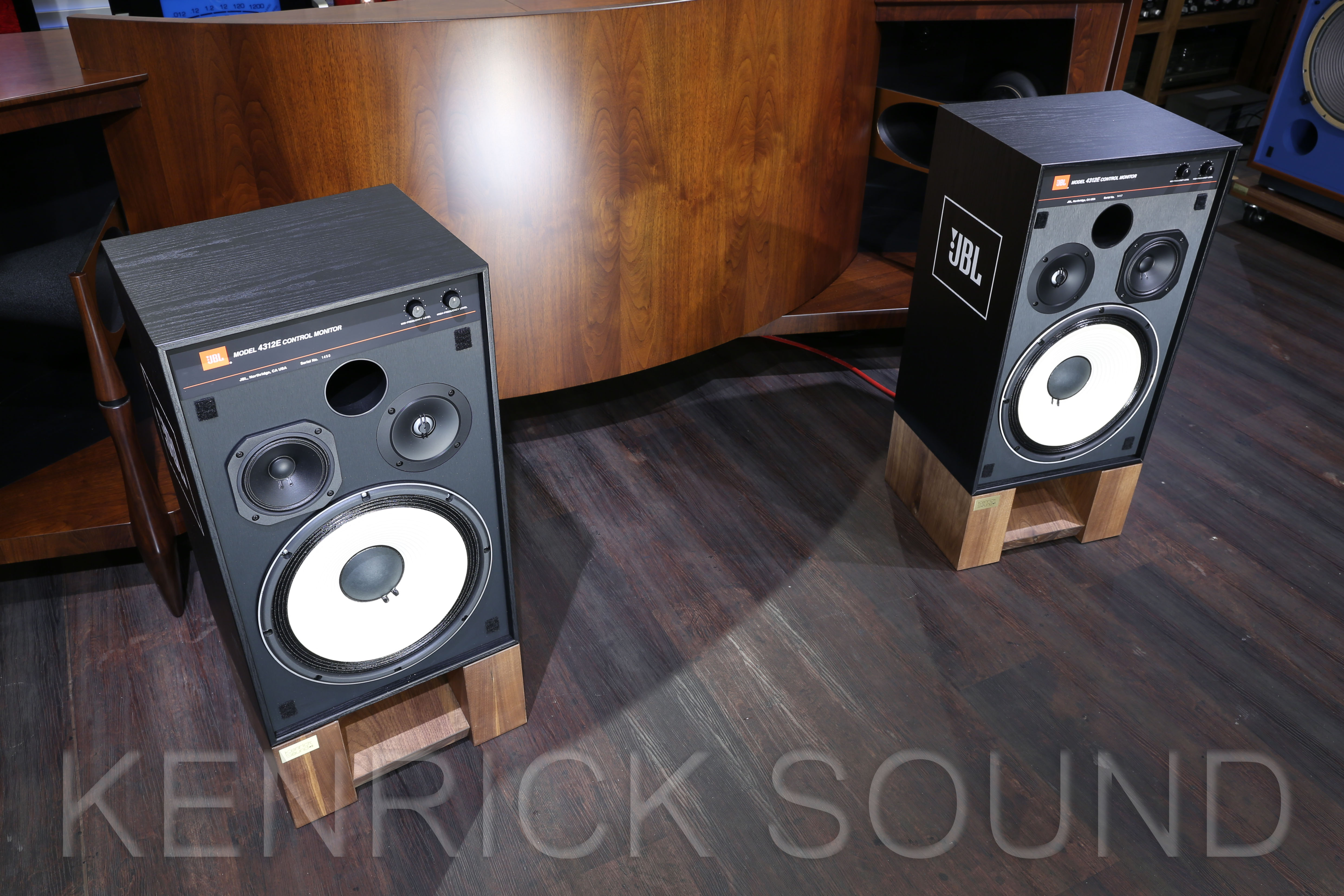 JBL 4312E ほぼ新品3way最新モデル 4310進化形 元箱付き送料無料