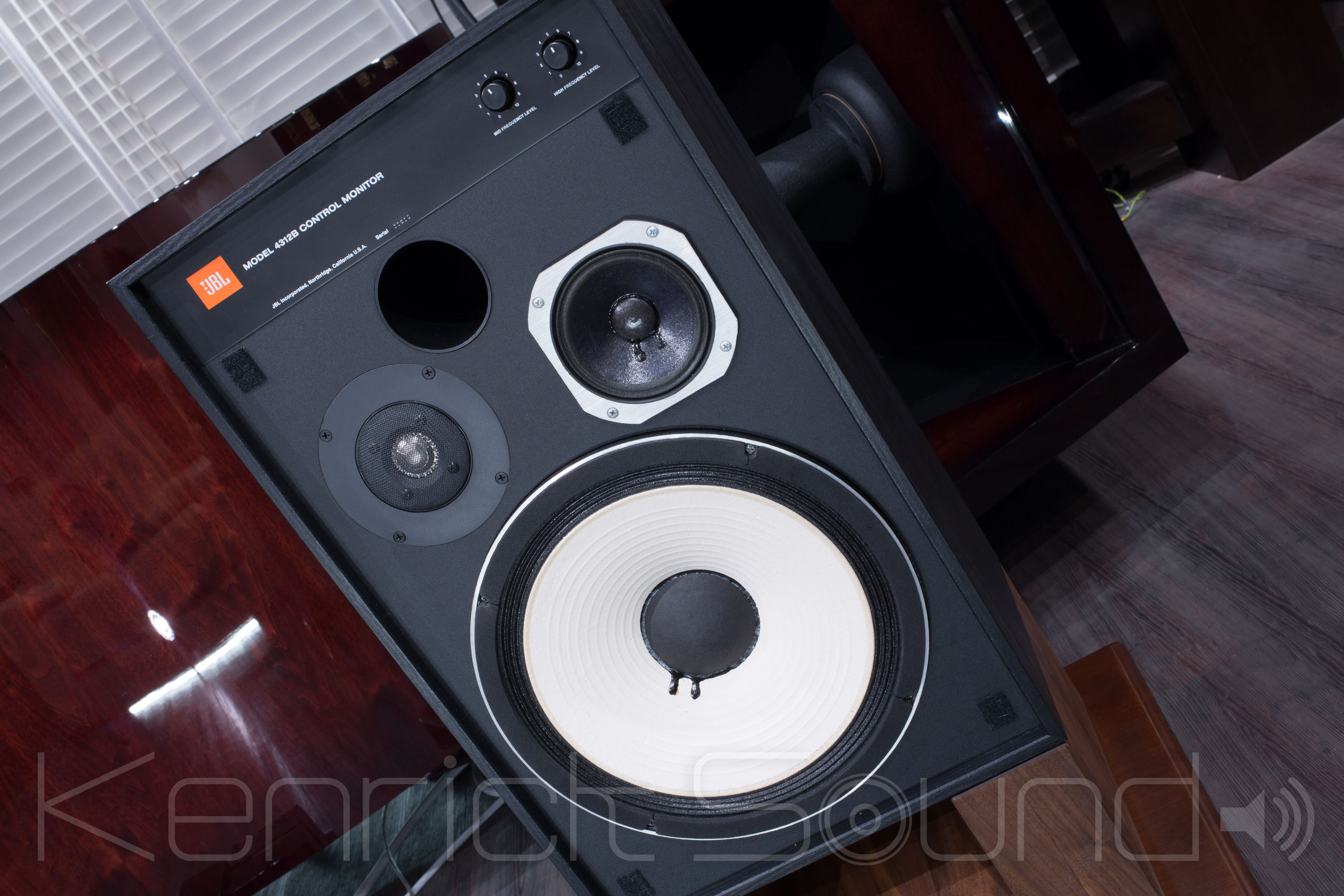 JBL 4312B スタジオモニター3wayスピーカー ケンリックメンテ品