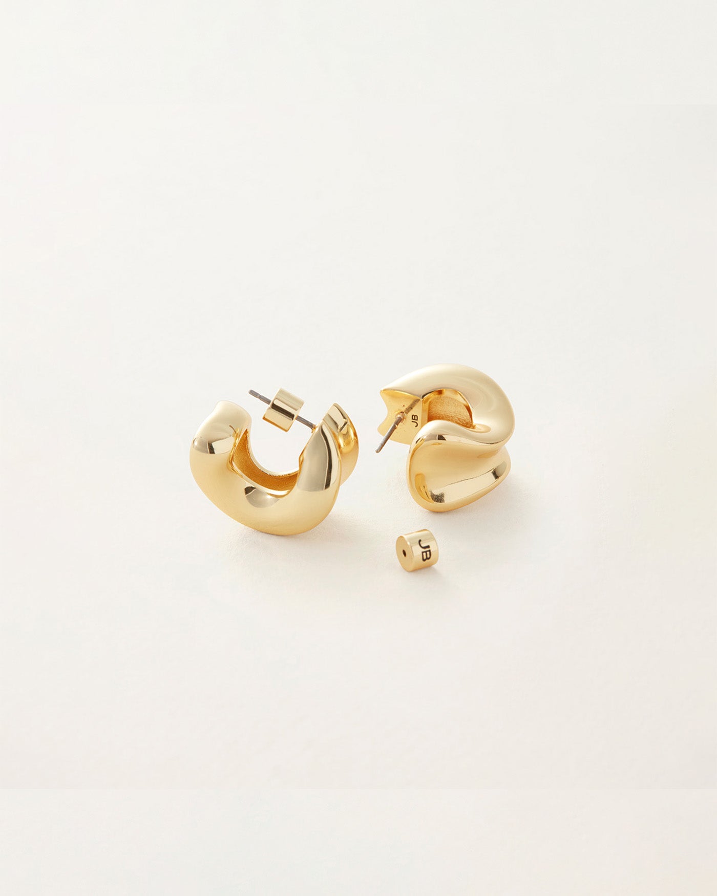 Chunky Doune Hoops Gold | Unique Hoop Earrings | JENNY BIRD Canada