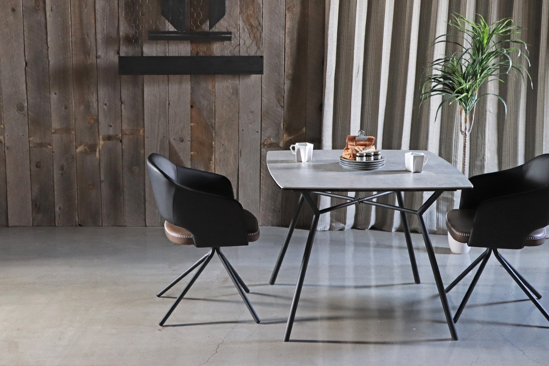 組立・引取サービス無料 | UP 320 CELA 90 ダイニングテーブル R