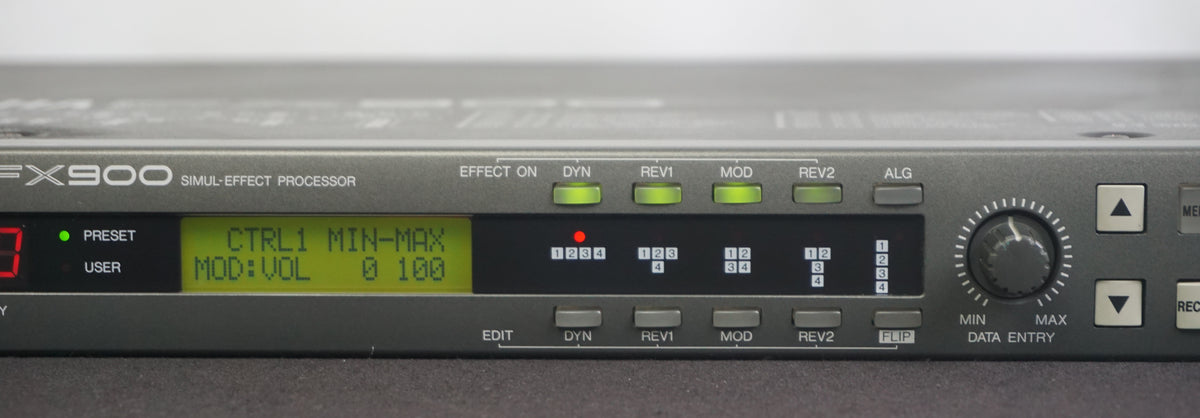 Yamaha FX900 80'S Digital Multi Effects FX Processor 1U Rack Mount