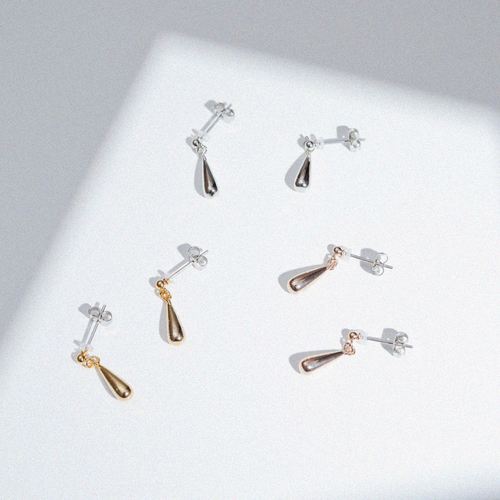 サージカルステンレス316L ドロップスイングピアス | LOKUMI