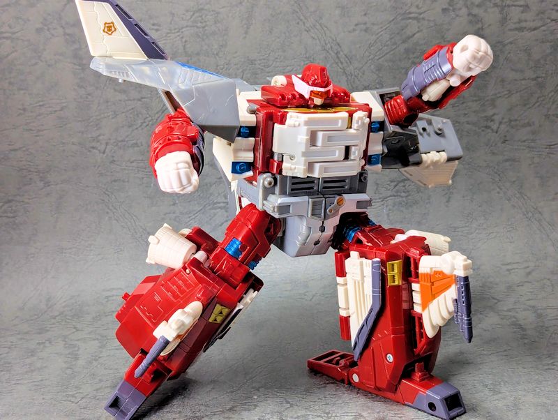 玩栗犬と、トランスフォーマー スーパーリンク スカイファイヤー | 玩