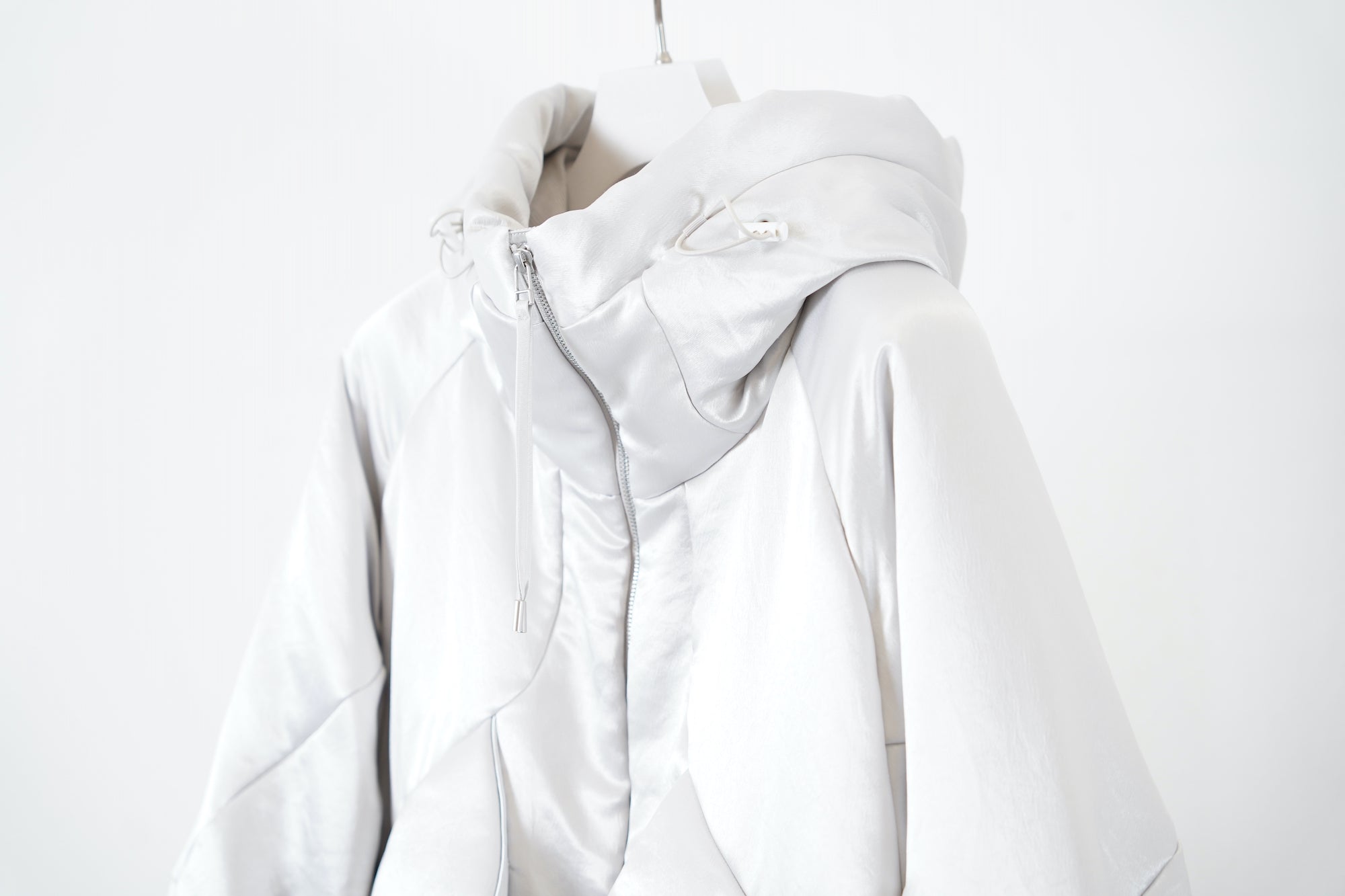 Lay Puf LQ / white – HATRA OFFICIAL