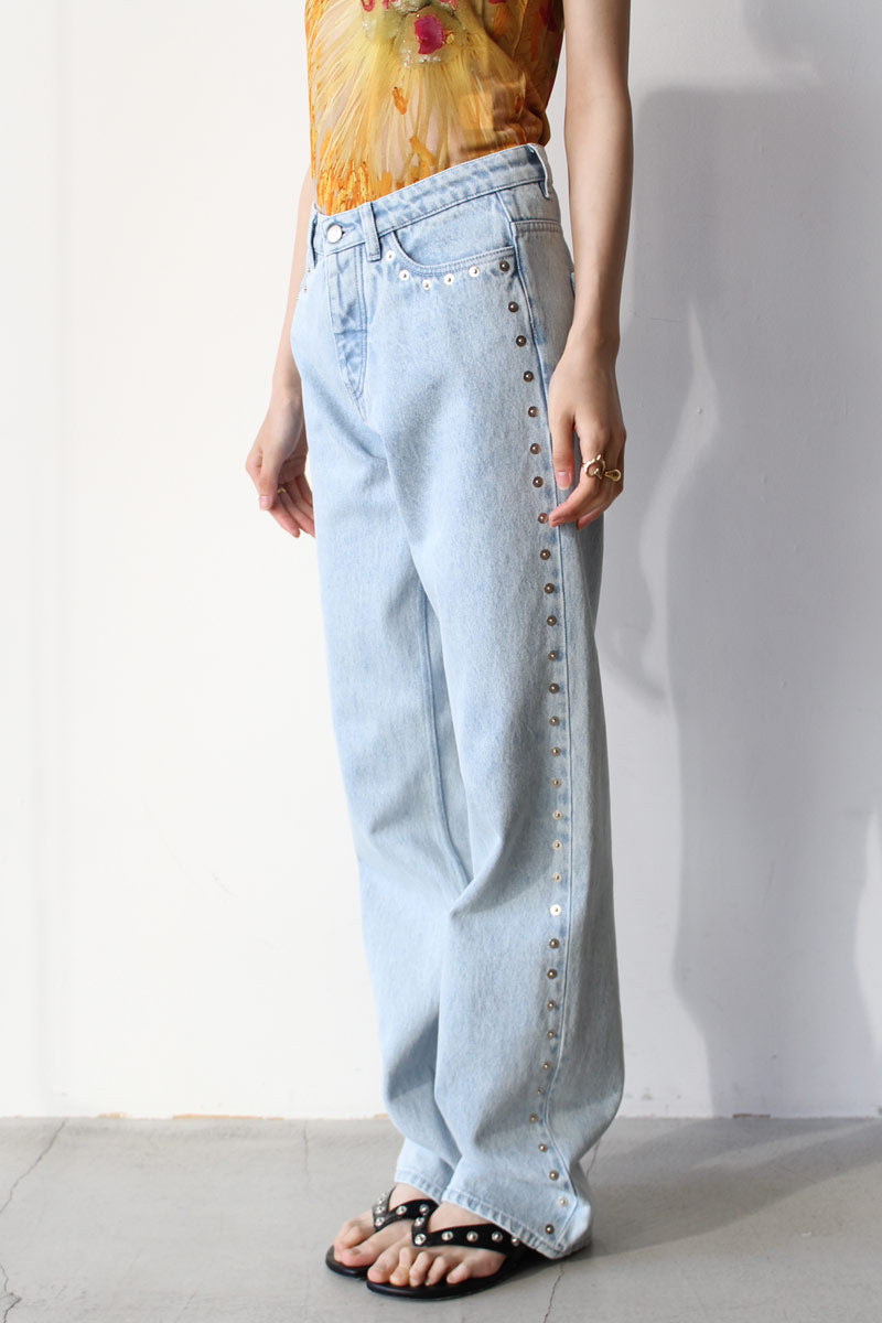 CROWD / WASHED LIGHT BLUE ローライズスタッズデニムパンツ – STOCK