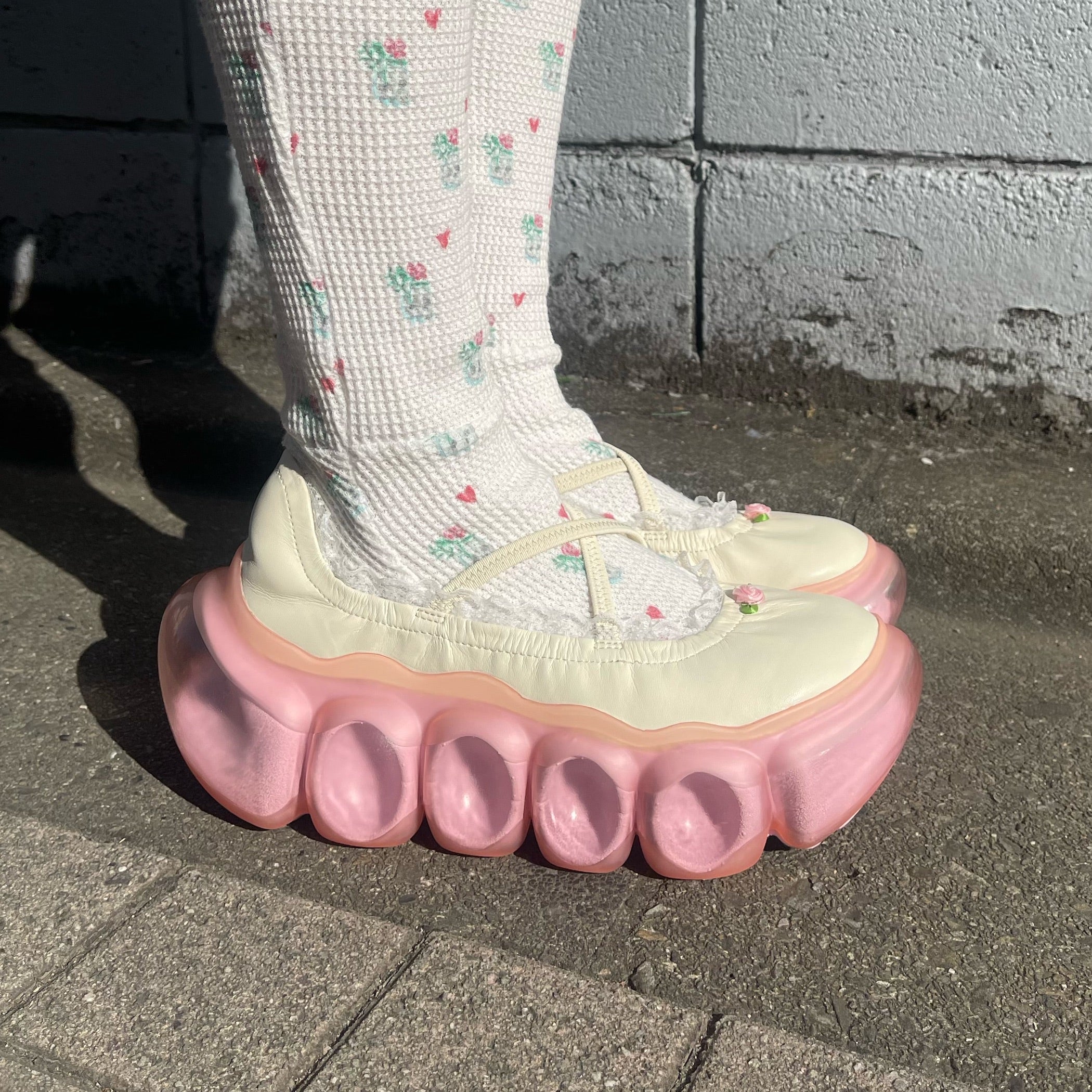 SHEEP limited】JEWELRY BUBBLE BALLET / CREAM x PINK / MIKIOSAKABE