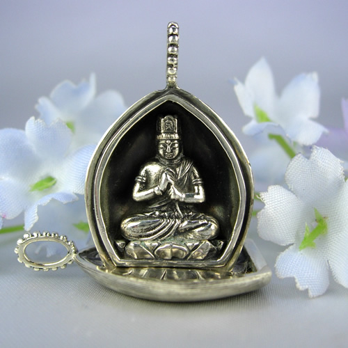 十二支守り本尊】大日如来 ペンダントsv716 - 御徒町の宝石屋