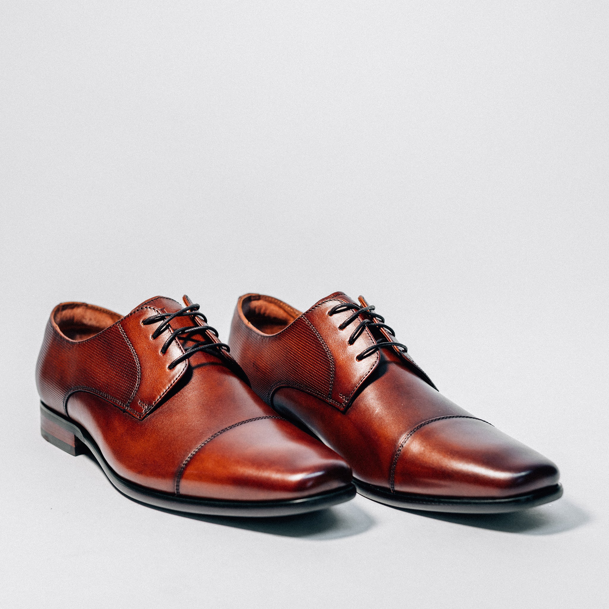 FLORSHEIM POSTINO CAP OX - COGNAC – Shoe Market NYC