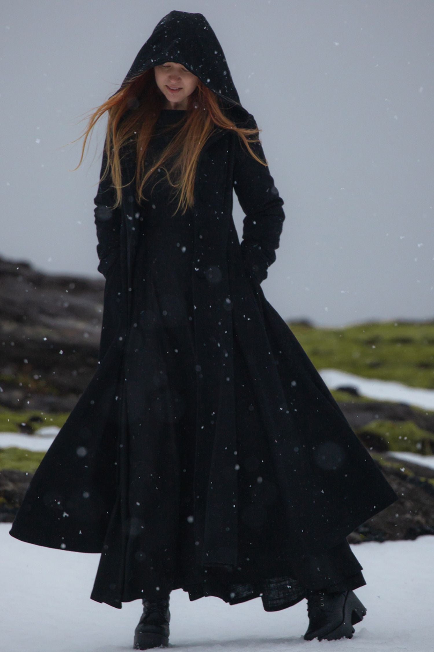 Handmade Black Hooded Wool Coat – Fit & Flare Maxi | Xiaolizi 1958