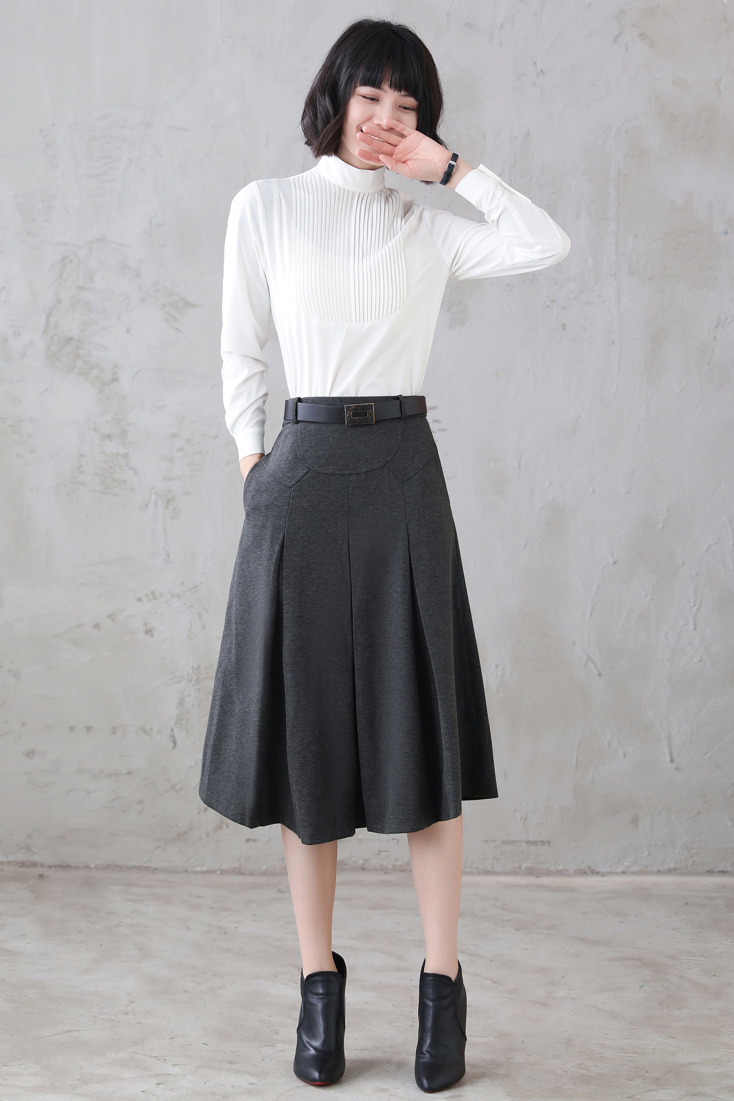 Women's Pleated Midi Wool Skirt in Grey 312301 – Xiaolizi