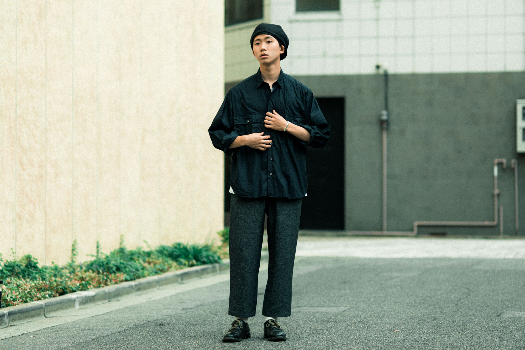 素材を変えてリリース。PORTER CLASSIC ROLL UP MICRO TWILL SHIRTのご