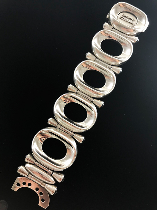 LP LUCIEN P：1000年後に評価されるシルバージュエリー: タゴの