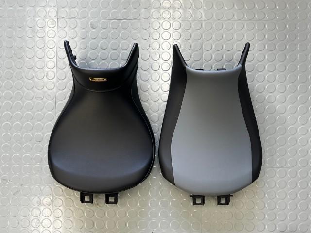 BMW R1300GSシート交換（ノーマル→純正ローシート→K＆Hスーパー