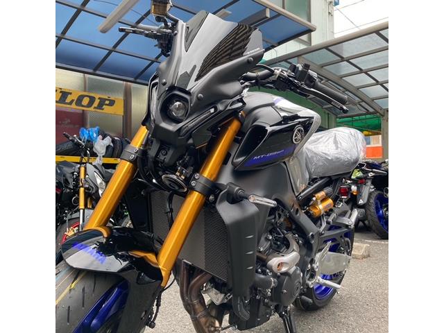 MT09SP納車前の用品お取り付け！サイドプロテクター