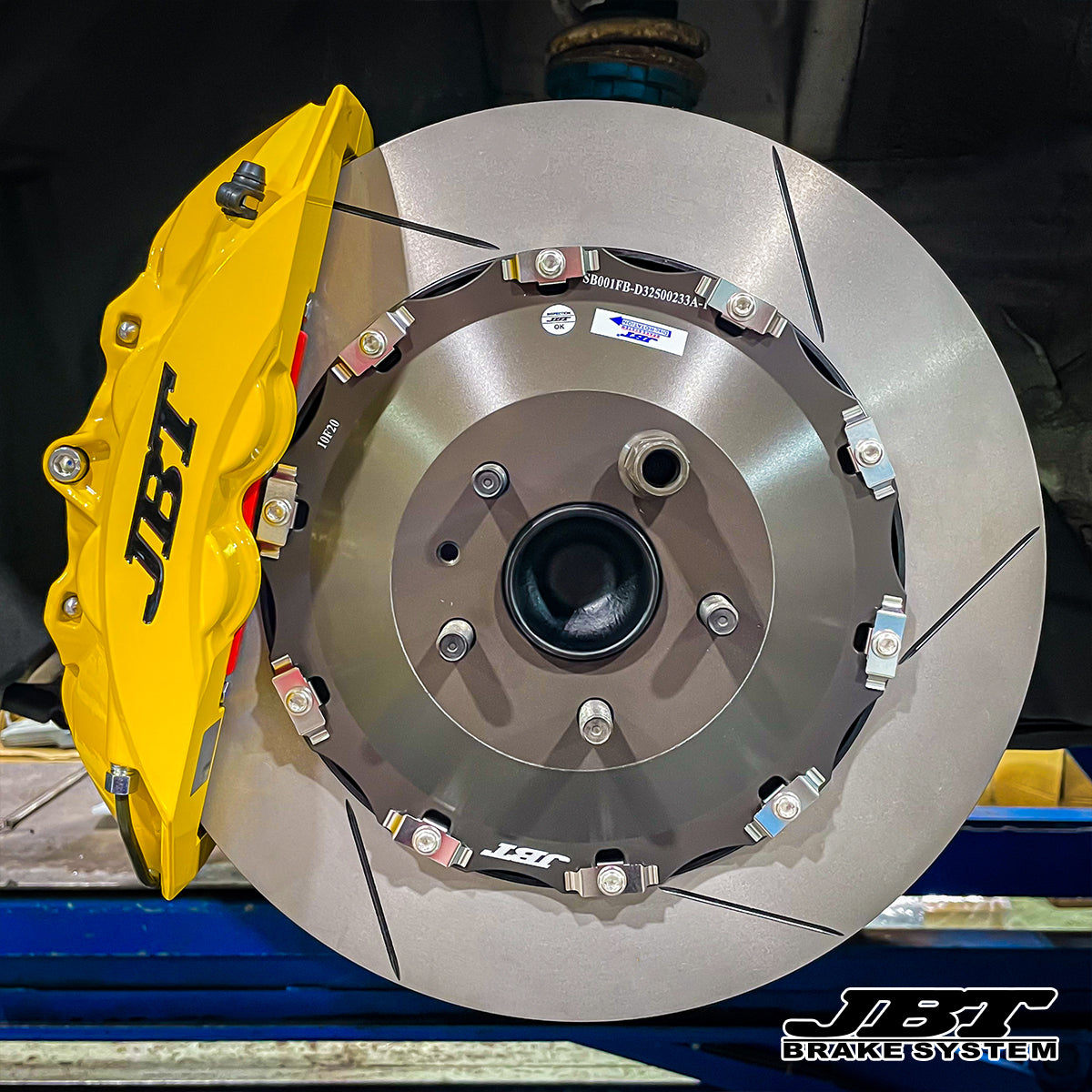 □JBTブレーキキャリパー4POT（SP4P）+2ピース380mmスリットローター＋