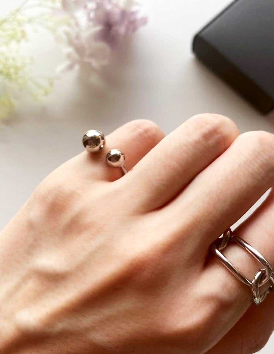ダブルボールピンキーリング シルバー925 – 金属アレルギー対応の