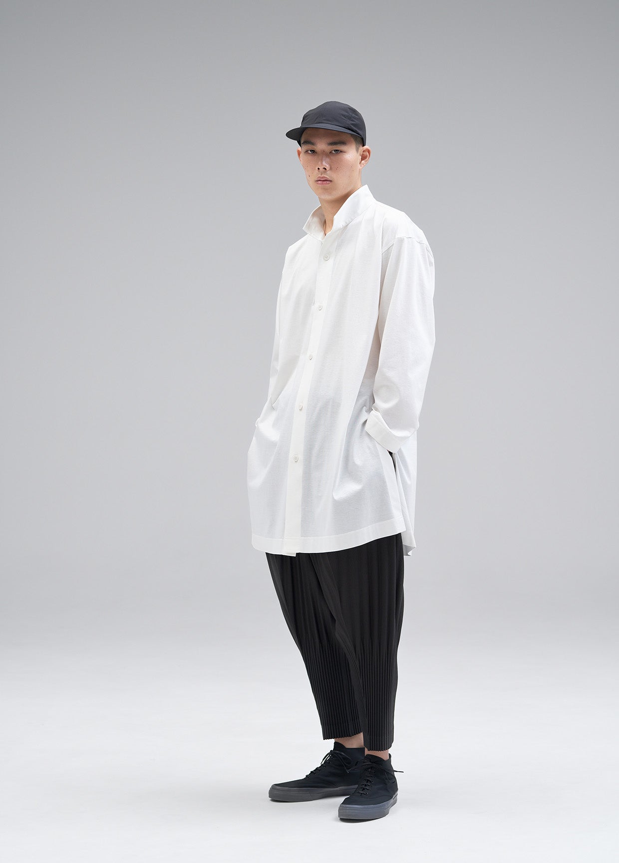 HOMME PLISSÉ ISSEY MIYAKE AUTUMN WINTER 2021/22 コレクション01