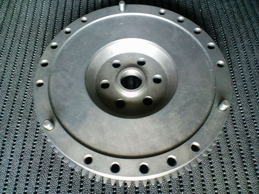 軽量フライホイール