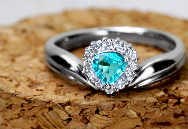 jewel planet 公式サイト / PT900 0.28ct ブラジル産 パライバ