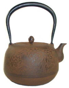 及精・鉄瓶／南部鉄器・サビ茶仕上げの鉄瓶・・・こだわりやさん．com