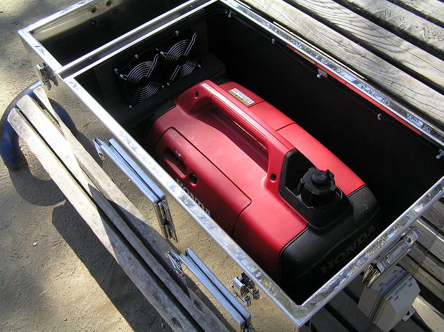 究極の発電機の消音ボックス 発電機の防音ボックス ホンダEU16i ホンダ